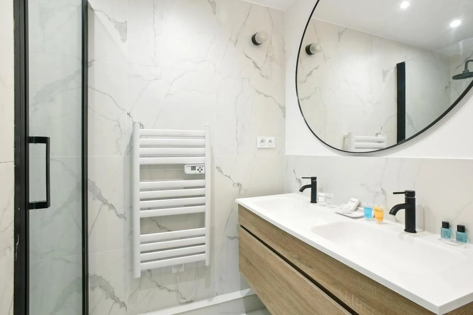Bluestay 46 - Superbe Appartement A Paris Lägenhet